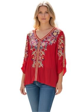 Solitaire‎ Anthropologie Vibrant Red Floral Embroidered Blouse Size Large